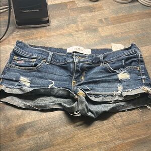 Hollister Women's Blue Denim Shorts